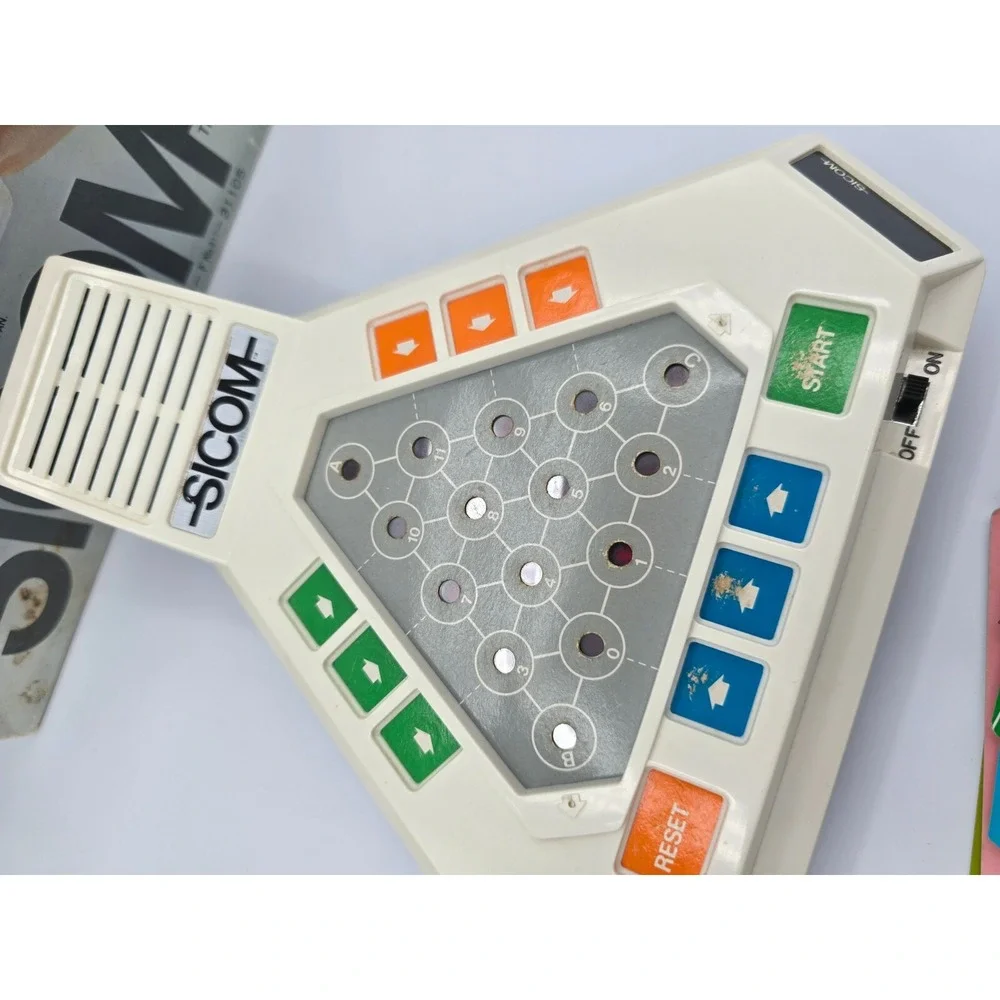 1980 Yonezawa Sicom‎ 16 Cylon Handheld Electronic Multi Games System Japan Works